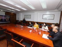 在线签约友好学校，扩大高中教育朋友圈