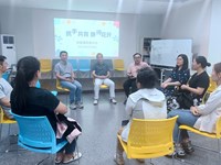 携手共育 静待花开——张家港高级中学首期“润心”家长会客厅成功举办
